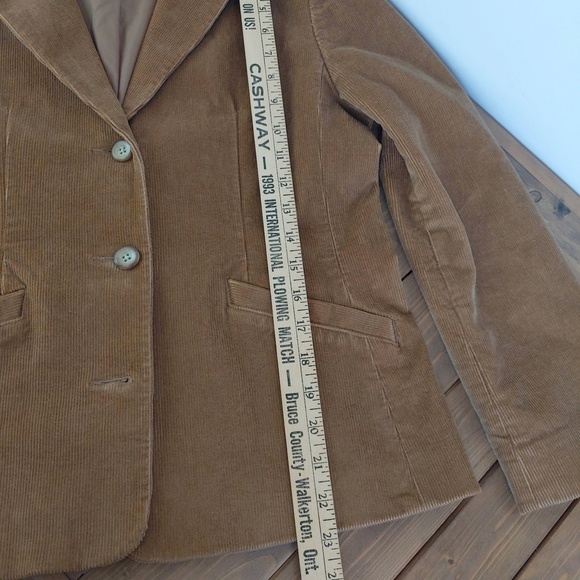 L.L. Bean Women’s Tan Corduroy Blazer Jacket - Picture 13 of 16